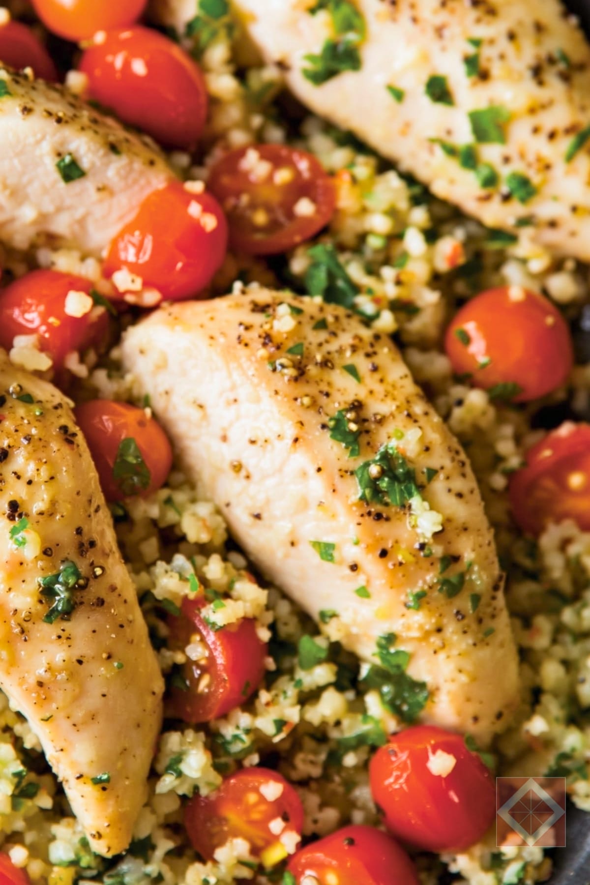 Simple Lemon-Oregano Chicken with Warm Tabbouleh for Dinner 2 Simple Lemon-Oregano Chicken with Warm Tabbouleh for Dinner - Lemon Oregano Chicken with Warm Tabbouleh pin 1 midia