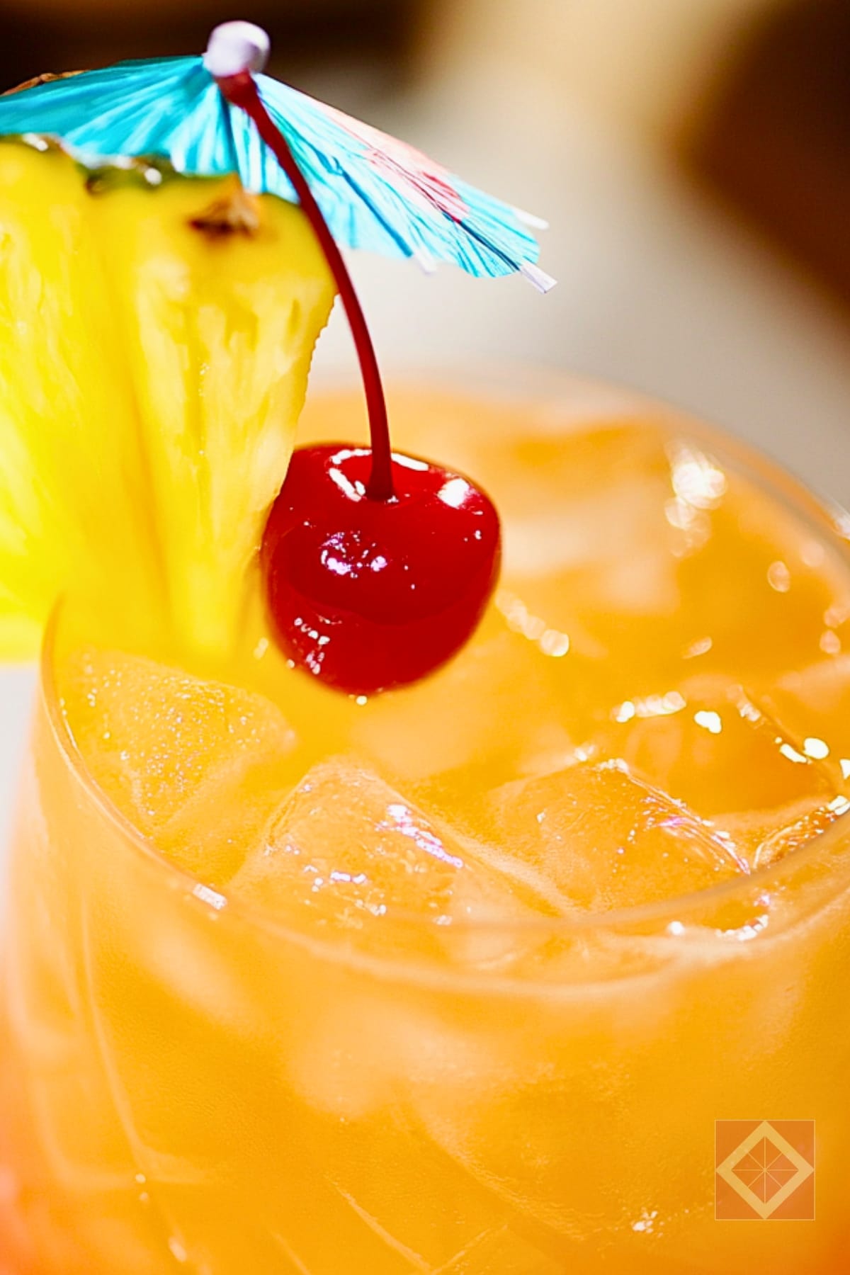 Mai Tai: Bring Island Vibes to Your Home Bar 4 Mai Tai: Bring Island Vibes to Your Home Bar - Mai Tai Cocktail pin 2 midia