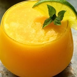 Mango Mule Mocktail (Tropical, Fizzy, and Just So Good) 4 Mango Mule Mocktail (Tropical, Fizzy, and Just So Good) - Mango Mule Cocktail midia