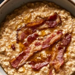 Sweet & Savory Maple-Bacon Oatmeal Recipe 5 Sweet & Savory Maple-Bacon Oatmeal Recipe - Maple Bacon Oatmeal midia