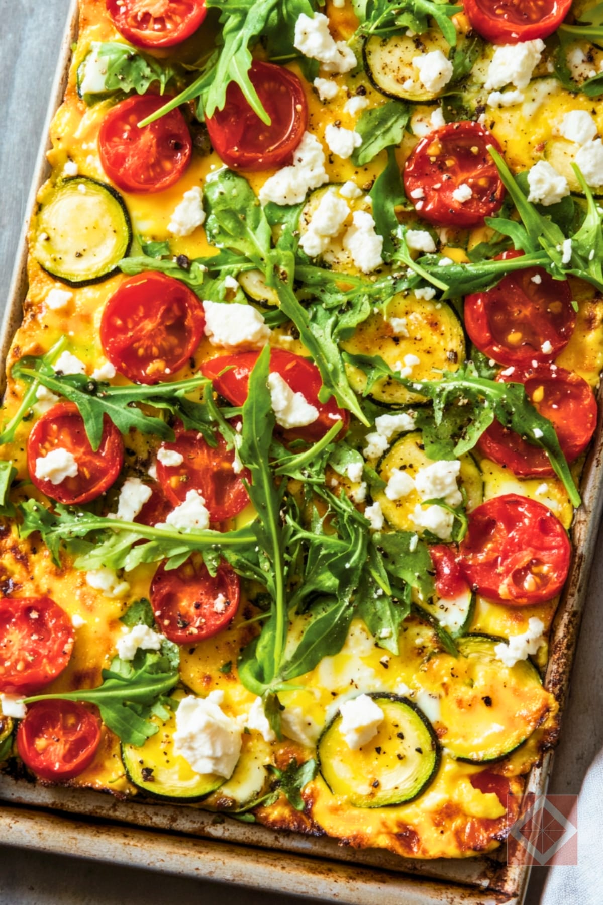 Quick & Healthy Sheet Pan Eggs Recipe for Busy Mornings 4 Quick & Healthy Sheet Pan Eggs Recipe for Busy Mornings - Mediterranean Sheet Pan Eggs pin 2 midia