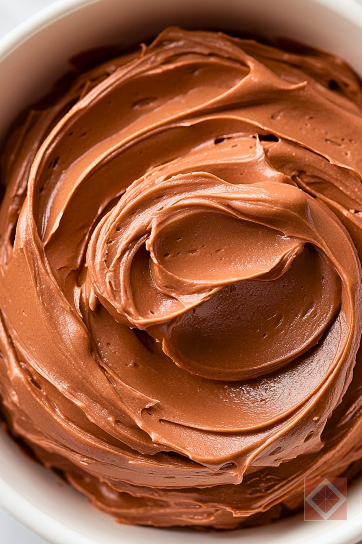 Creamy Milk Chocolate Frosting in Just a Few Steps 5 Creamy Milk Chocolate Frosting in Just a Few Steps - Milk Chocolate Frosting pin 3 midia