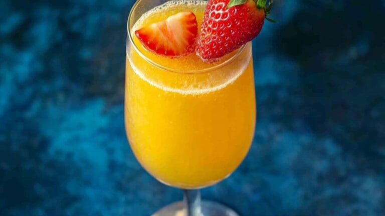 Classic Mimosa Cocktail Recipe: A Brunch Must-Have 8 Classic Mimosa Cocktail Recipe: A Brunch Must-Have - Mimosa Cocktail midia