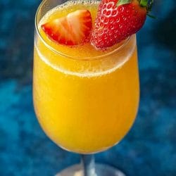 Classic Mimosa Cocktail Recipe: A Brunch Must-Have 5 Classic Mimosa Cocktail Recipe: A Brunch Must-Have - Mimosa Cocktail midia