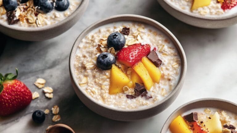 Easy Overnight Oats Recipe for Quick Breakfasts 8 Easy Overnight Oats Recipe for Quick Breakfasts - Overnight Oats midia