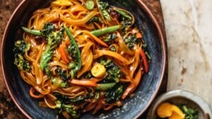 Restaurant-Quality Pad See Ew You Can Easily Make at Home 1 Restaurant-Quality Pad See Ew You Can Easily Make at Home - Pad See Ew midia