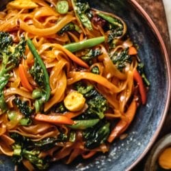 Restaurant-Quality Pad See Ew You Can Easily Make at Home 5 Restaurant-Quality Pad See Ew You Can Easily Make at Home - Pad See Ew midia