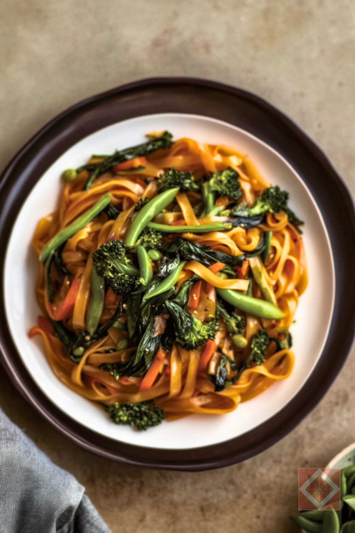 Restaurant-Quality Pad See Ew You Can Easily Make at Home 3 Restaurant-Quality Pad See Ew You Can Easily Make at Home - Pad See Ew pin 1 midia