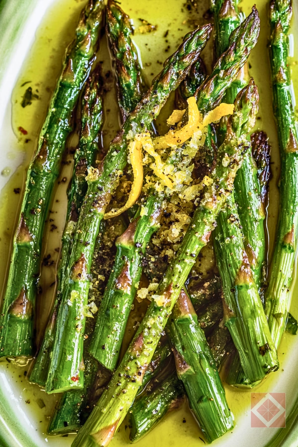 Bright & Tangy Asparagus You Can Make in 10 Minutes 3 Bright & Tangy Asparagus You Can Make in 10 Minutes - Pan Fried Asparagus pin 1 midia