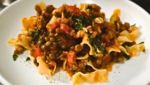 Hearty Pappardelle Bolognese with Lentils Recipe for Dinner Bliss 1 Hearty Pappardelle Bolognese with Lentils Recipe for Dinner Bliss - Pappardelle Bolognese midia