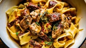 Easy Pappardelle Recipe with Rosemary & Chicken Livers 1 Easy Pappardelle Recipe with Rosemary & Chicken Livers - Pappardelle Recipe midia