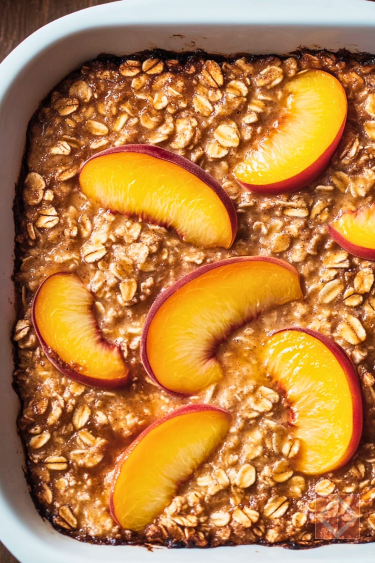 14 Nourishing Breakfast Ideas That’ll Actually Keep You Full Until Lunch 6 14 Nourishing Breakfast Ideas That’ll Actually Keep You Full Until Lunch - Peaches and Cream Baked Oatmeal pin 1 midia