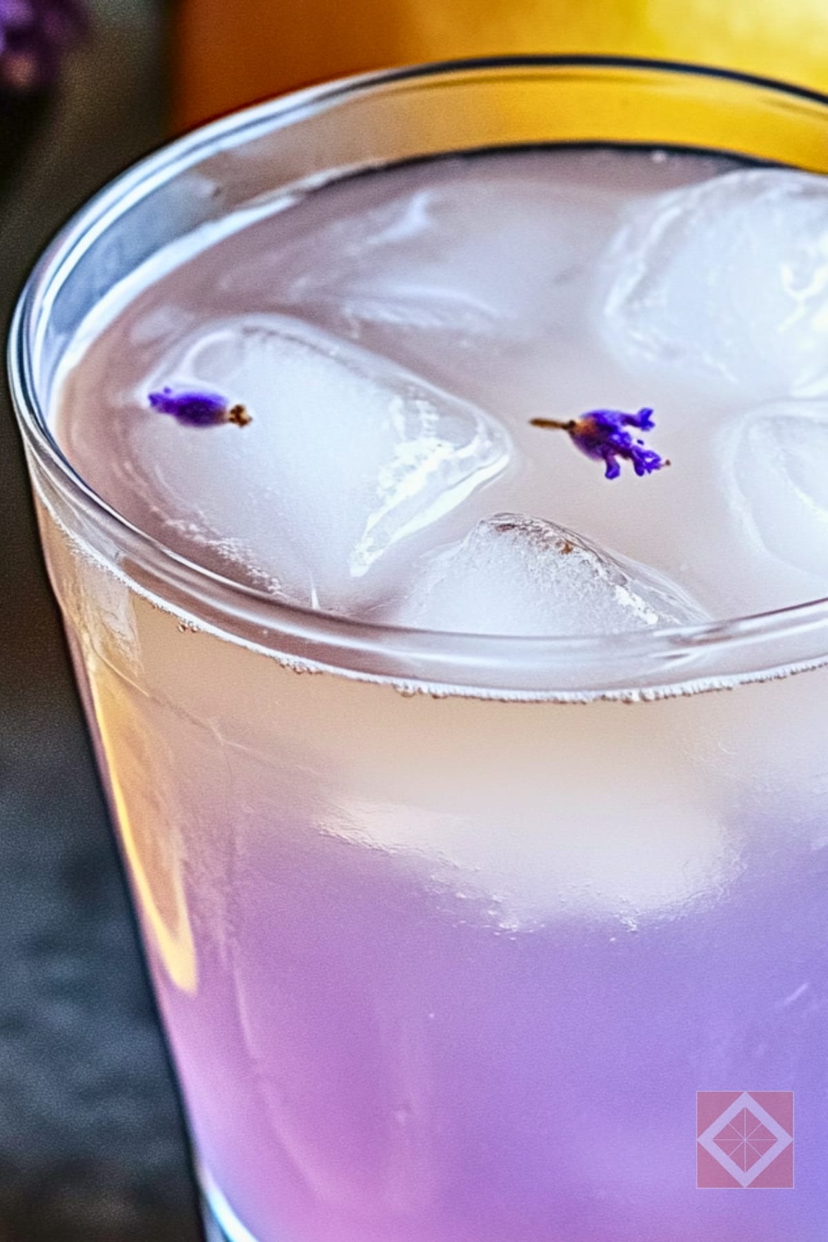 Aromatic Pear Lavender Cocktail for Brunch 2 Aromatic Pear Lavender Cocktail for Brunch - Pear Lavender Brunch Cocktail pin 1 midia