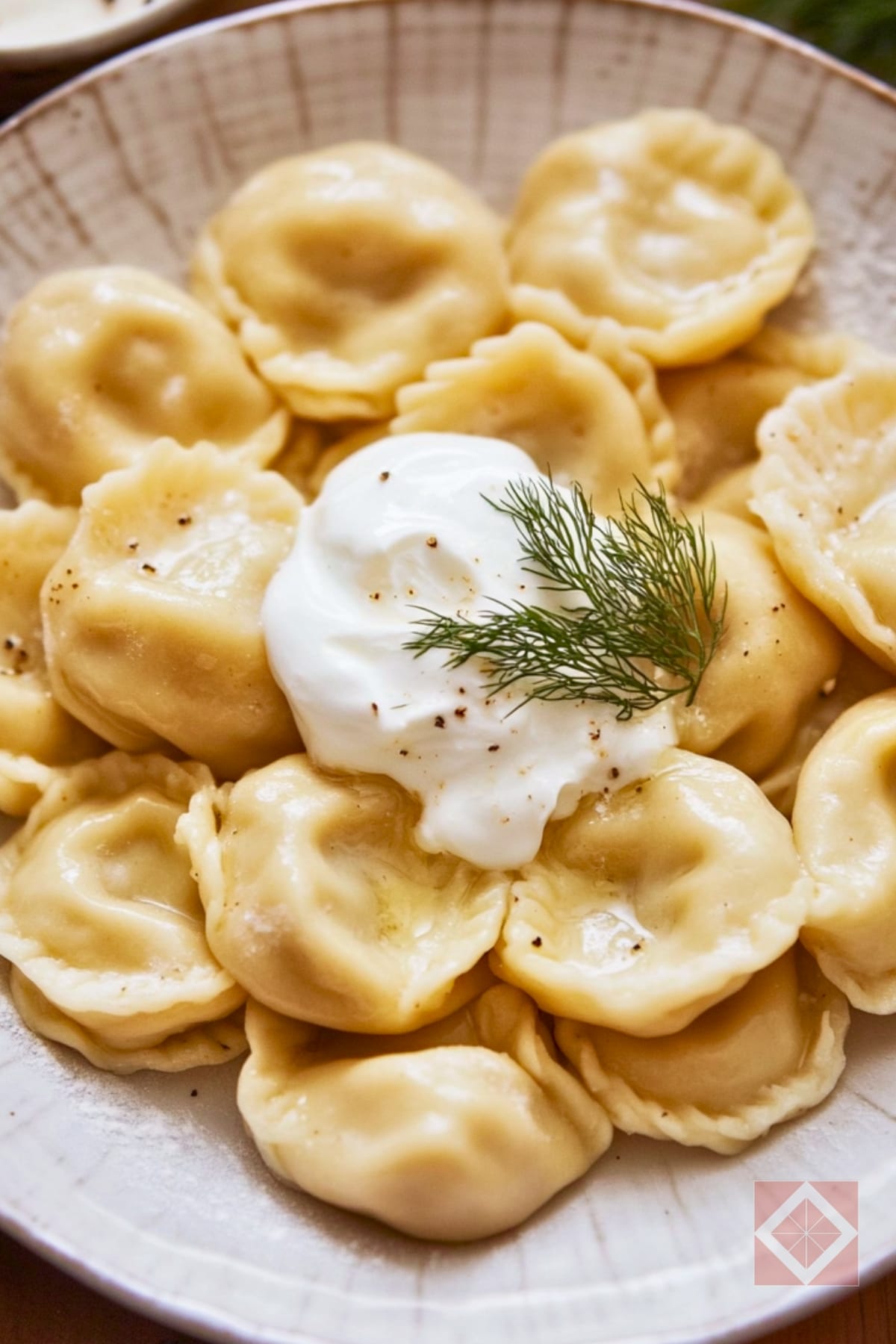 Mastering the Art of Pelmeni at Home 4 Mastering the Art of Pelmeni at Home - Pelmeni pin 2 midia