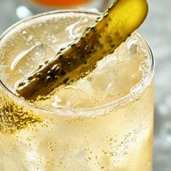 Easy Pickle Seltzer Cocktail You’ll Want to Try 4 Easy Pickle Seltzer Cocktail You’ll Want to Try - Pickle Seltzer Cocktail midia
