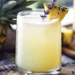 Best Pineapple Lavender Juicing Recipe for a Tropical Twist 4 Best Pineapple Lavender Juicing Recipe for a Tropical Twist - Pineapple Lavender Juice midia
