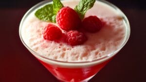 Pink Squirrel Recipe: A Vintage-Inspired Cocktail 1 Pink Squirrel Recipe: A Vintage-Inspired Cocktail - Pink Squirrel Cocktail midia