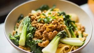 Asian-Inspired Pork Noodles with Ginger & Bok Choy 1 Asian-Inspired Pork Noodles with Ginger & Bok Choy - Pork Noodles midia