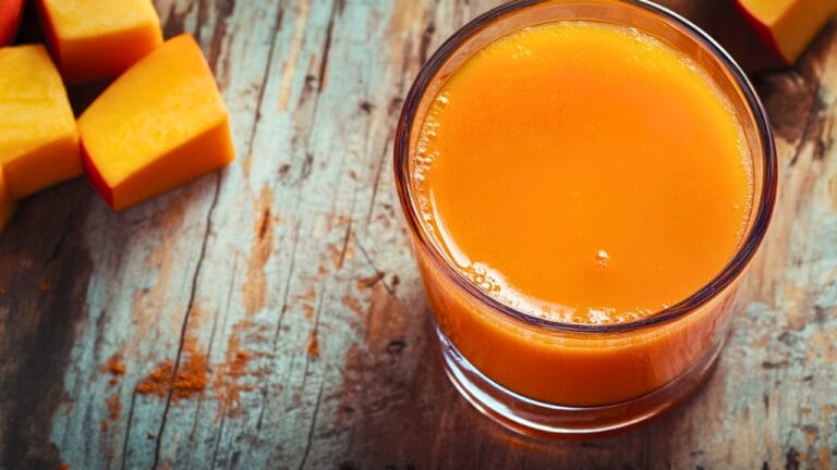 Easy Pumpkin Pie Juicing Recipe for Immune Support - Pumpkin Pie Juice midia 2