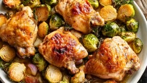 Best Roasted Chicken with Brussels Sprouts & Shallots One-Pot Recipe 1 Best Roasted Chicken with Brussels Sprouts & Shallots One-Pot Recipe - Roasted Chicken Parts with Brussels Sprouts and Shallots midia