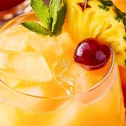 Bold & Fruity Rum Punch for Your Party Table 5 Bold & Fruity Rum Punch for Your Party Table - Rum Punch Cocktail midia