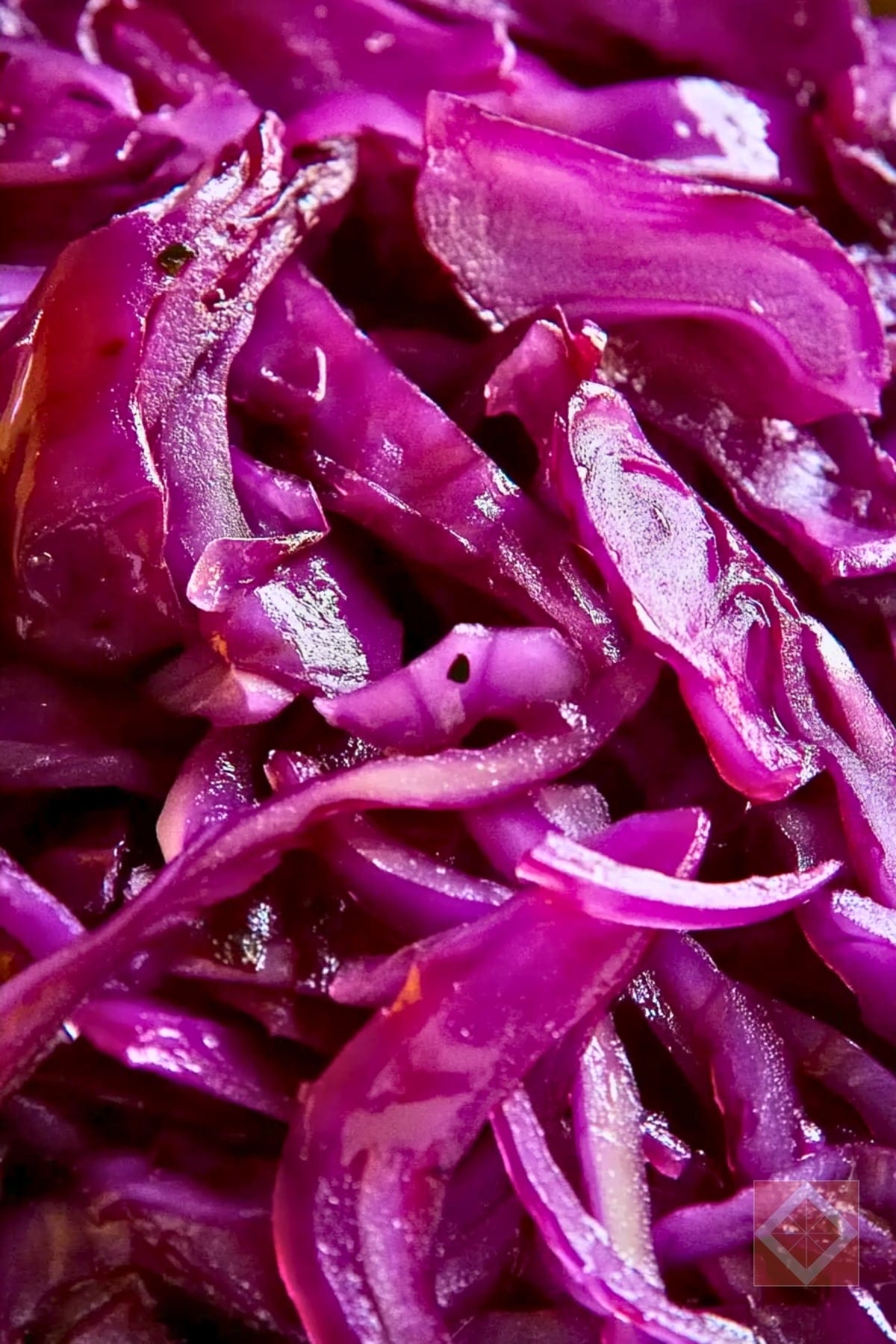 Sautéed Red Cabbage: A Perfect Side for Any Meal 2 Sautéed Red Cabbage: A Perfect Side for Any Meal - Sauteed Red Cabbage pin 1 midia