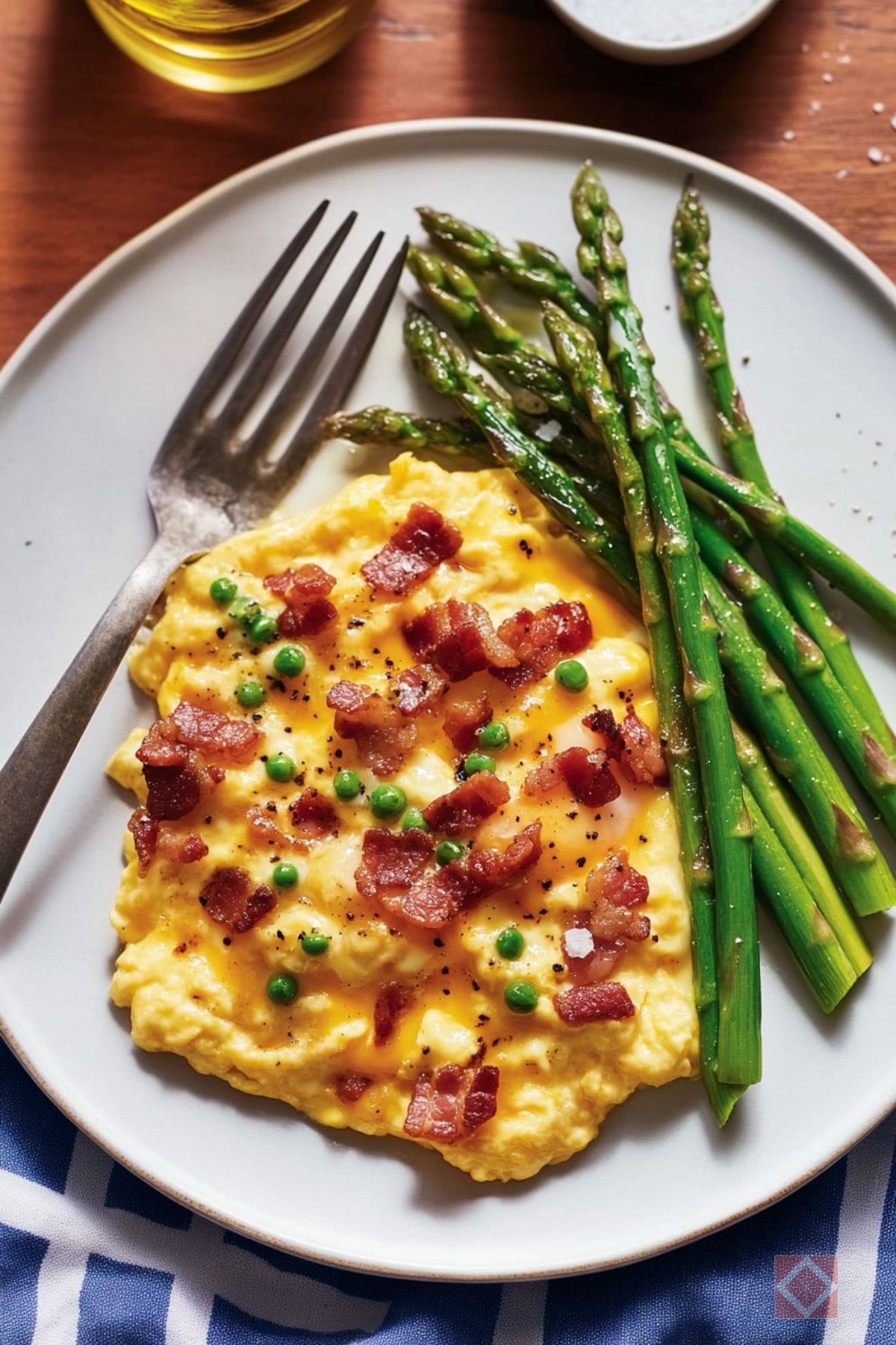 Start Your Day Right with This Delicious Egg Breakfast 3 Start Your Day Right with This Delicious Egg Breakfast - Scrambled Egg Breakfast pin 1 midia