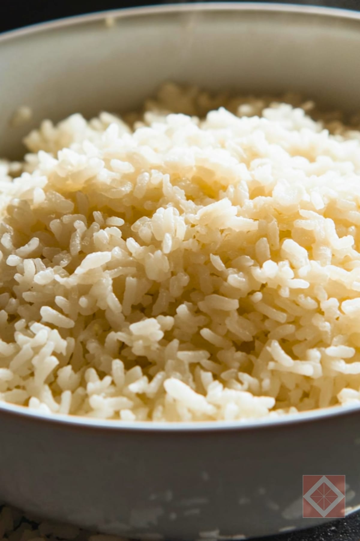 Easy One Pot Recipe Simple Rice Pilaf for Quick Weeknight Meals 4 Easy One Pot Recipe Simple Rice Pilaf for Quick Weeknight Meals - Simple Rice Pilaf pin 2 midia