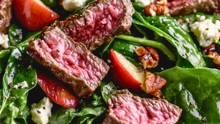 Best Steak Tips with Wilted Spinach, Gorgonzola & Apple Salad One-Pot Recipe - Steak Tips with Wilted Spinach Gorgonzola and Apple Salad midia