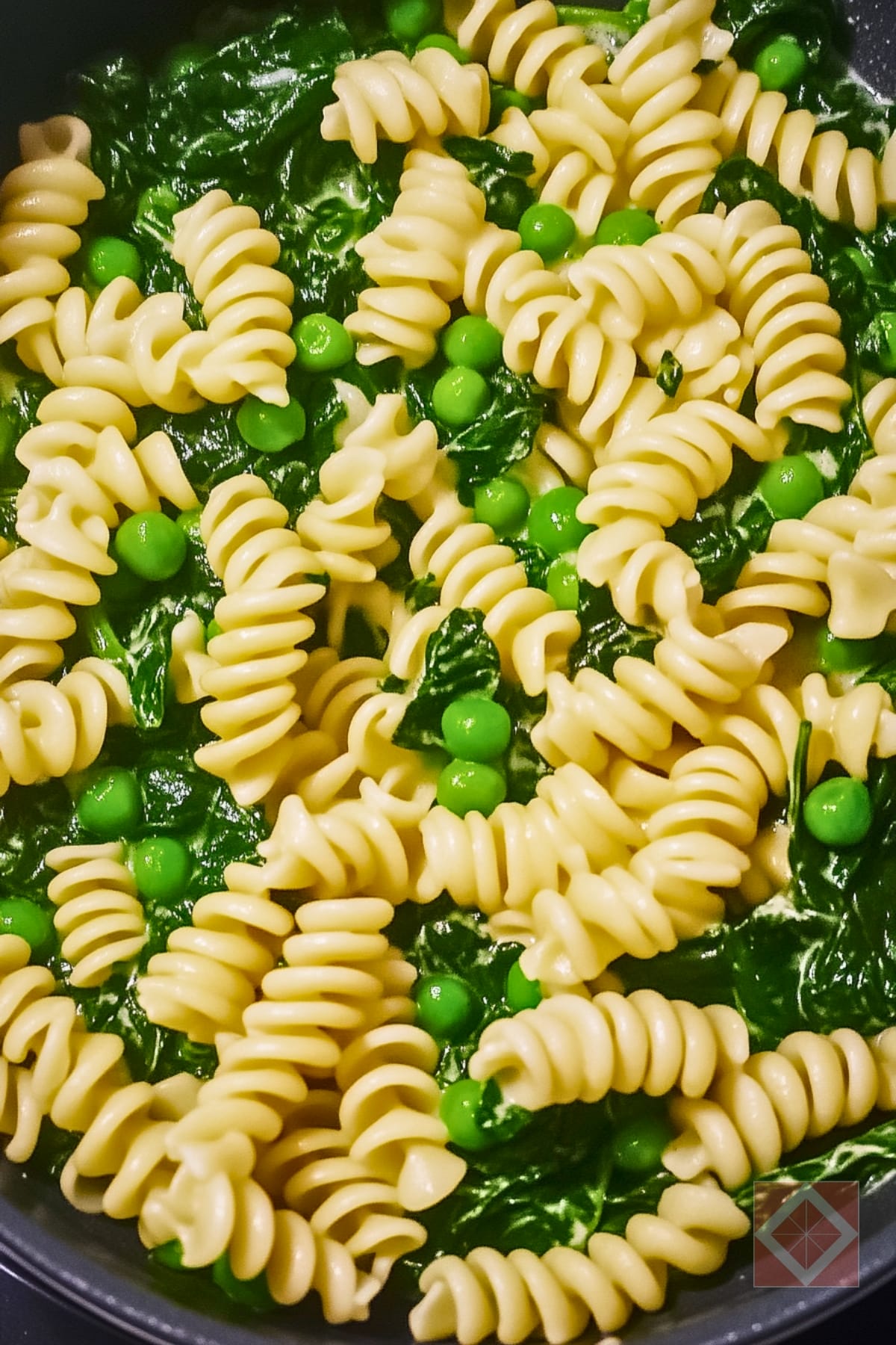 19 Pasta & Noodle Dinners That’ll Actually Make You Want to Cook 3 19 Pasta & Noodle Dinners That’ll Actually Make You Want to Cook - Stovetop Fusilli pin 1 midia