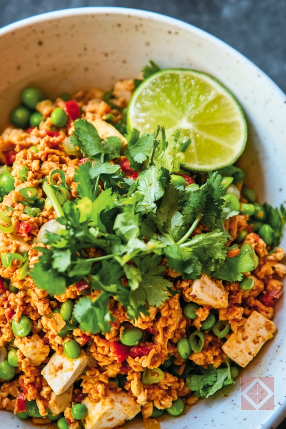 Quick and Easy Tofu Dinner with Edamame & Fresh Herbs 4 Quick and Easy Tofu Dinner with Edamame & Fresh Herbs - Tofu Dinner pin 2 midia