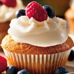 Transform Classic Tres Leches into Cupcakes 5 Transform Classic Tres Leches into Cupcakes - Tres Leches Cupcakes midia