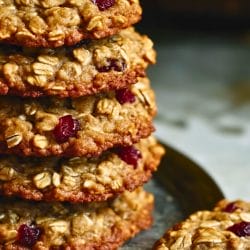 How to Perfect the Art of Baking Oatmeal Cookies 5 How to Perfect the Art of Baking Oatmeal Cookies - Triple Oatmeal Cookie midia