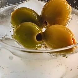 Virgin Martini (A Sophisticated, Alcohol-Free Classic) 4 Virgin Martini (A Sophisticated, Alcohol-Free Classic) - Virgin Martini midia