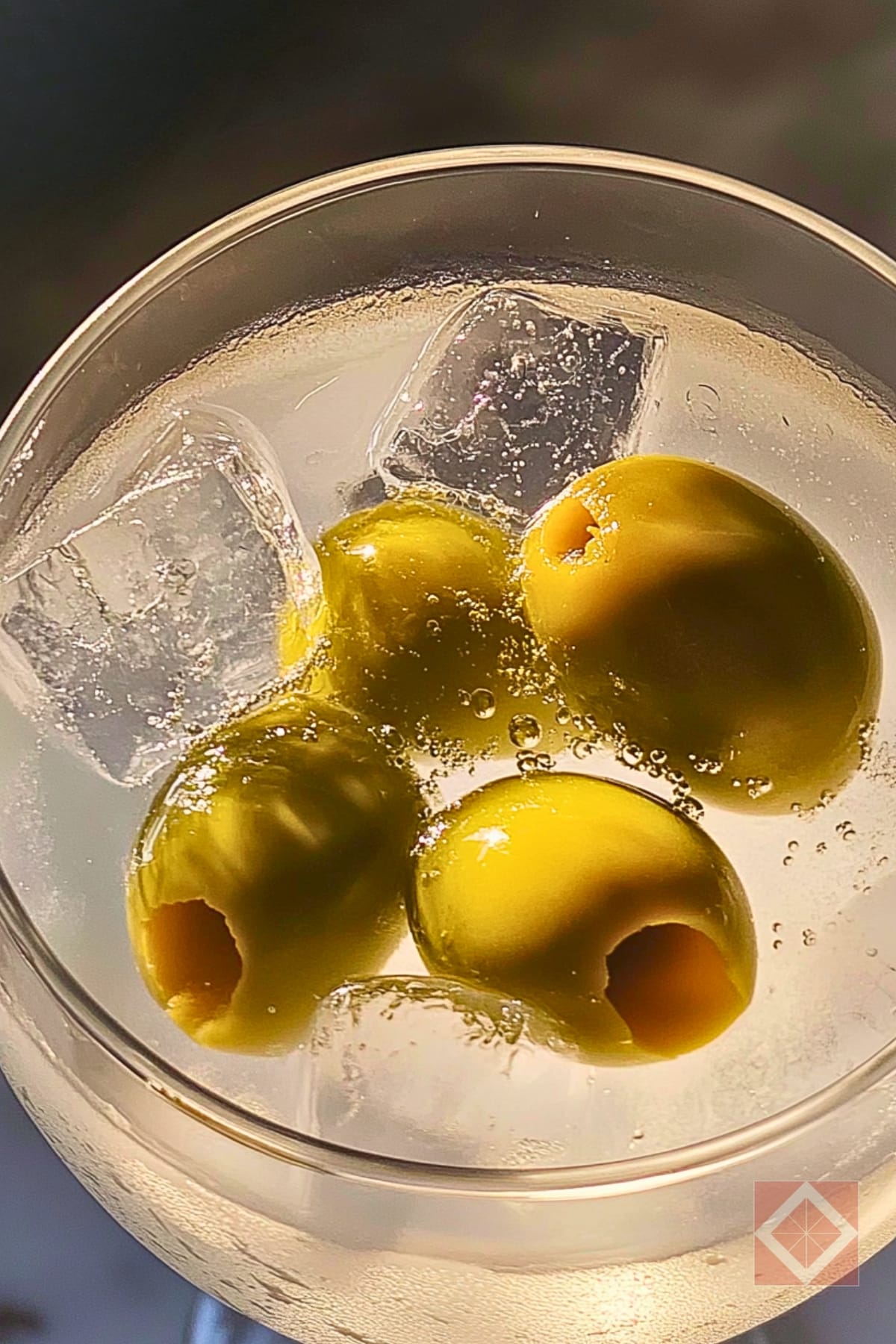 Virgin Martini (A Sophisticated, Alcohol-Free Classic) 3 Virgin Martini (A Sophisticated, Alcohol-Free Classic) - Virgin Martini pin 1 midia