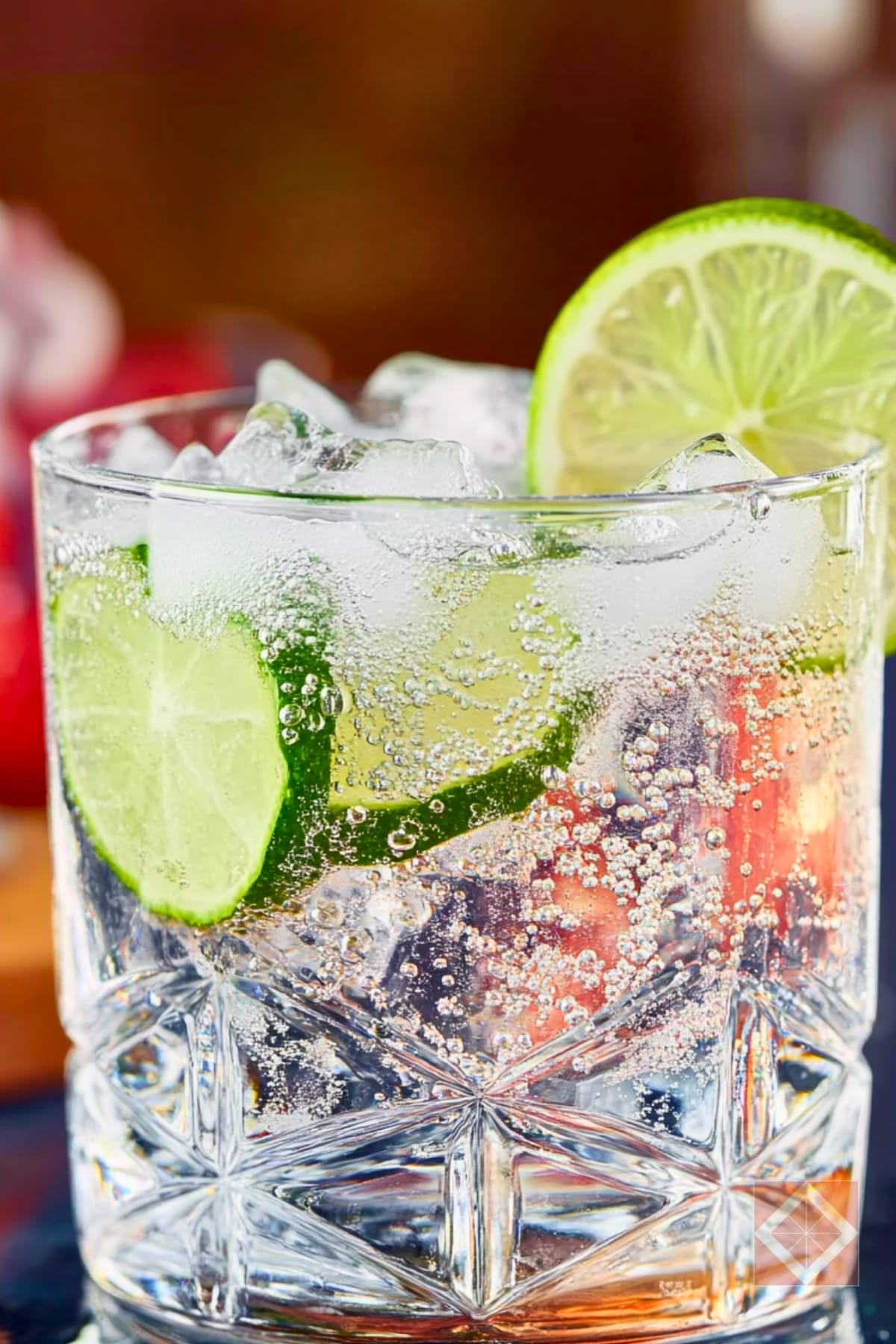Make a Perfect Vodka Soda Every Time 4 Make a Perfect Vodka Soda Every Time - Vodka Soda Cocktail pin 2 midia