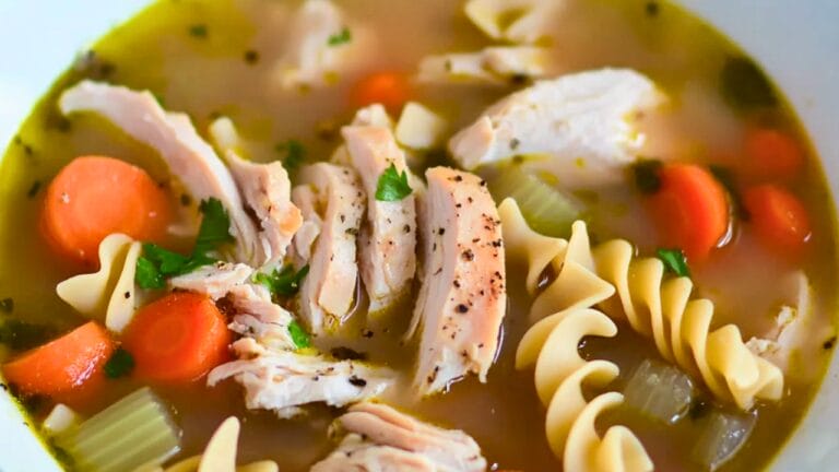 Best Weeknight Chicken Noodle Soup for Two One Pot Recipe to Share 3 Best Weeknight Chicken Noodle Soup for Two One Pot Recipe to Share - Weeknight Chicken Noodle Soup midia