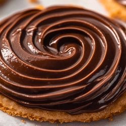 Whipped Chocolate Crémeux That Tastes Like Pure Luxury 5 Whipped Chocolate Crémeux That Tastes Like Pure Luxury - Whipped Chocolate Cremeux midia