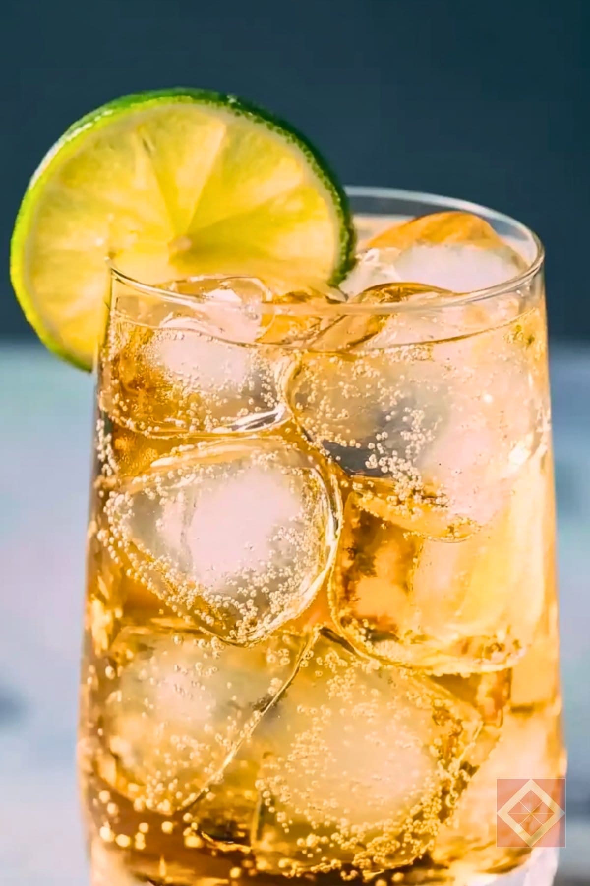 Whiskey for People Who 'Don't Like Whiskey': 9 Cocktails That Changed Everything 10 Whiskey for People Who 'Don't Like Whiskey': 9 Cocktails That Changed Everything - Whiskey Ginger Cocktail pin 1 midia