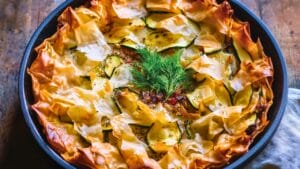 Mediterranean Zucchini Pie: Easy Phyllo Dinner Recipe 1 Mediterranean Zucchini Pie: Easy Phyllo Dinner Recipe - Zucchini Pie midia