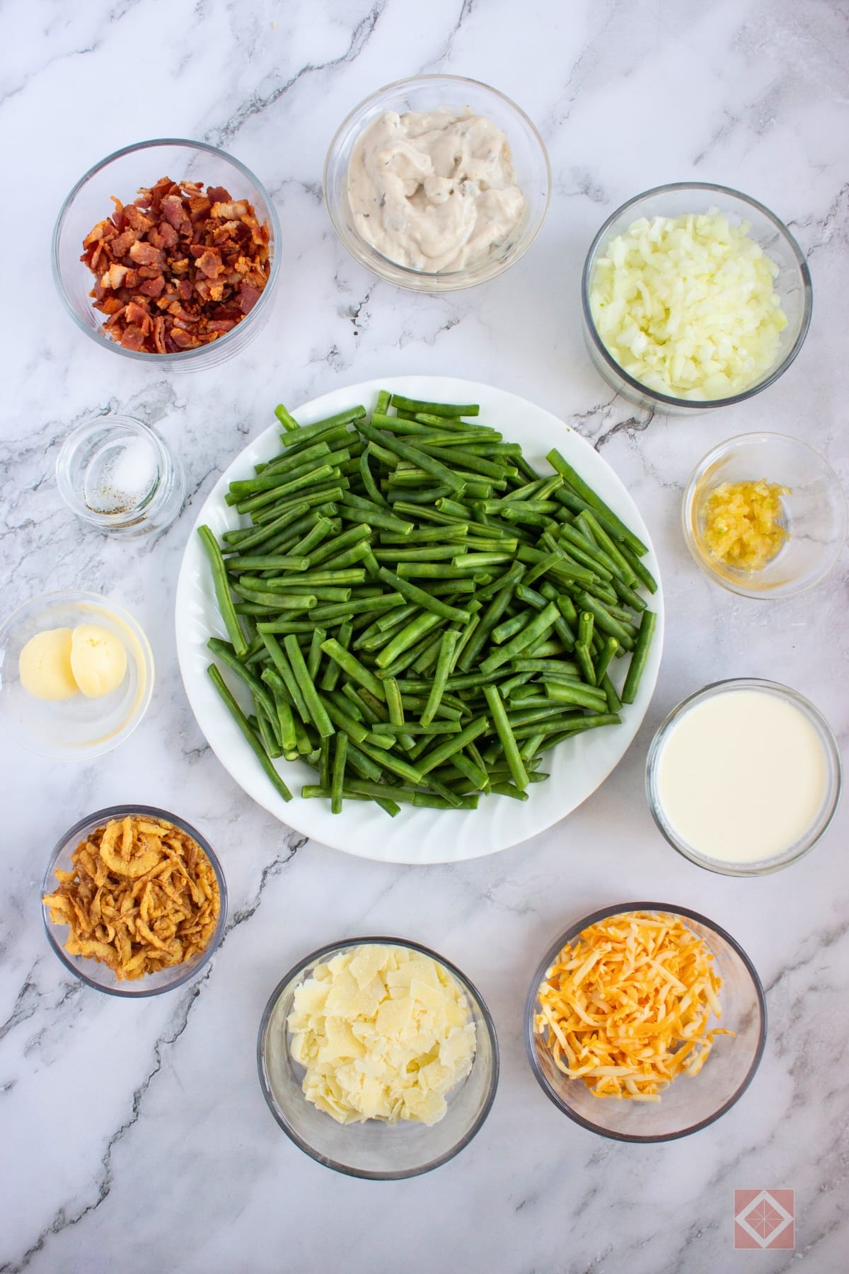 Green Bean Casserole: Easy & Bacon-Packed Comfort Food 3 Green Bean Casserole: Easy & Bacon-Packed Comfort Food - green bean casserole 3
