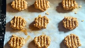 Simple Peanut Butter Banana Dog Treats to Make at Home 1 Simple Peanut Butter Banana Dog Treats to Make at Home - homemade dog treats midia