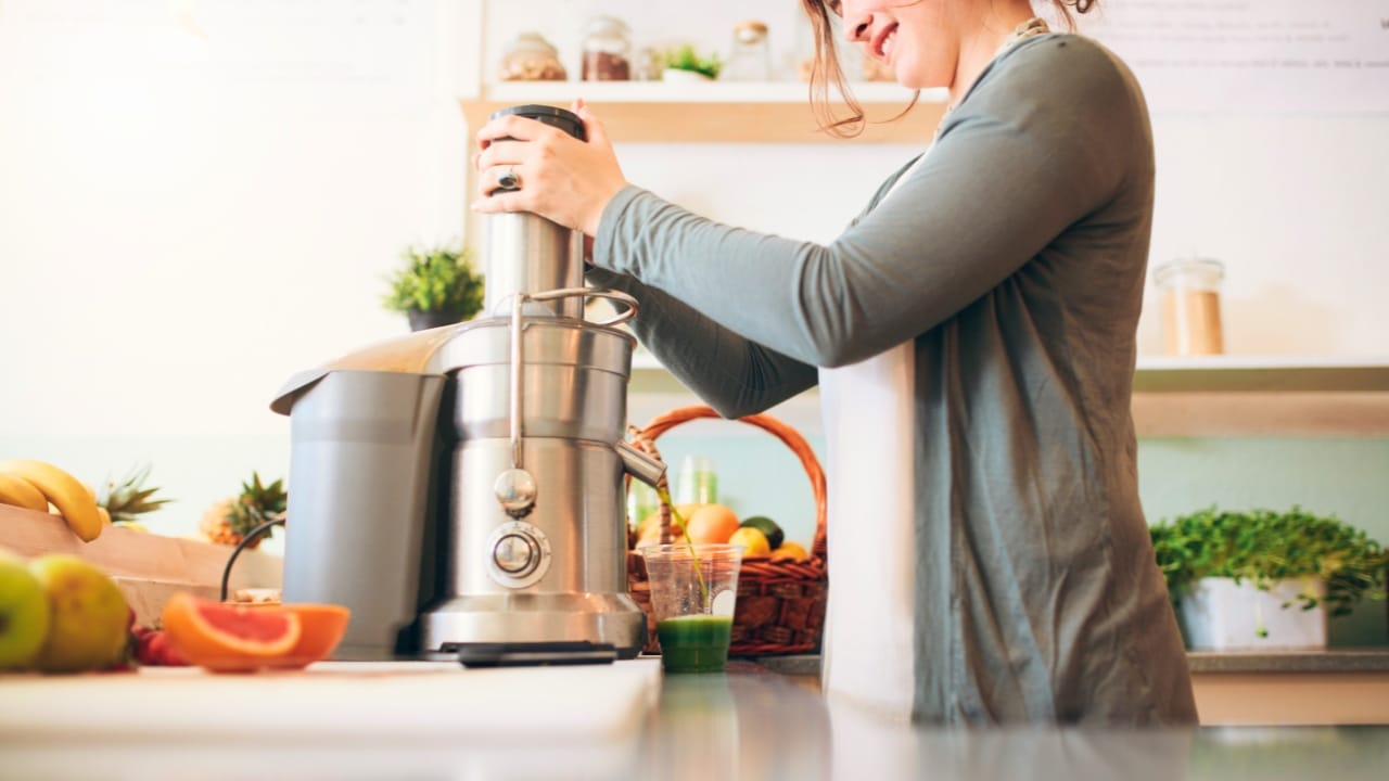 Easy Kiwi Orange Juicing Recipe That Helps Boost Immunity 3 Easy Kiwi Orange Juicing Recipe That Helps Boost Immunity - juicer ss458604631 degm