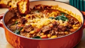 Easy Beef Stew with Garlicky Croutons 1 Easy Beef Stew with Garlicky Croutons - Beef Stew midia