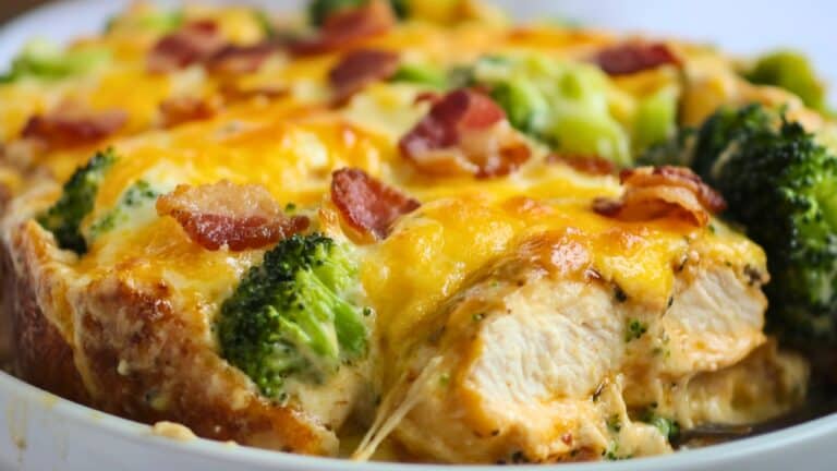 Cheesy Chicken Bacon Ranch Casserole with a Crunch 6 Cheesy Chicken Bacon Ranch Casserole with a Crunch - Cheesy Chicken Bacon Ranch Casserole with a Crunch midia