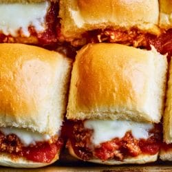 chicken parm sliders that taste like sunday, cook like tuesday 4 chicken parm sliders that taste like sunday, cook like tuesday - Chicken Parm Sliders midia