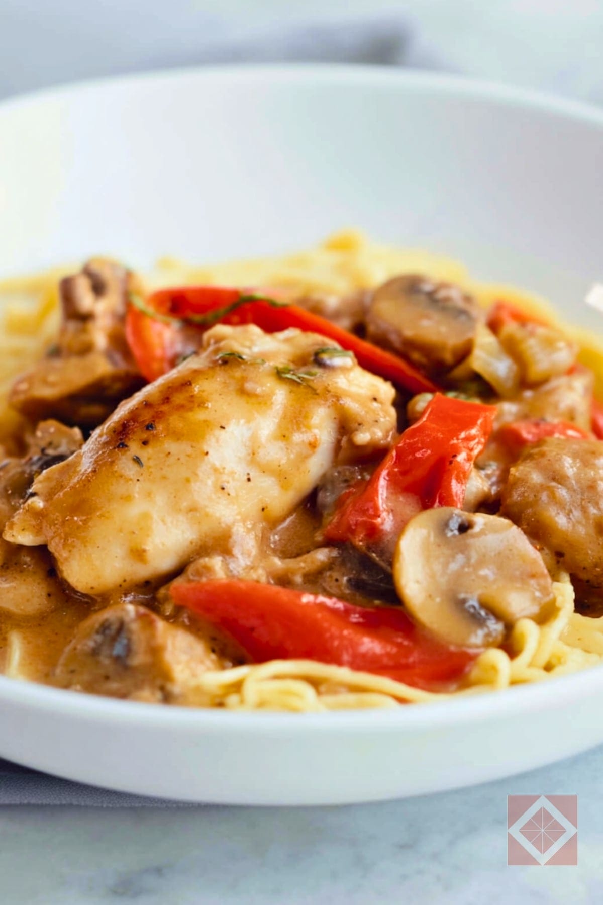 Simple Chicken Scarpariello for a Flavorful Meal 2 Simple Chicken Scarpariello for a Flavorful Meal - Chicken Scarpariello pin 1 midia