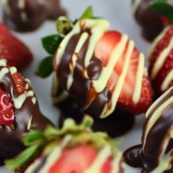 Chocolate Covered Strawberries for a Keto-Friendly Dessert 6 Chocolate Covered Strawberries for a Keto-Friendly Dessert - Chocolate Covered Strawberries midia