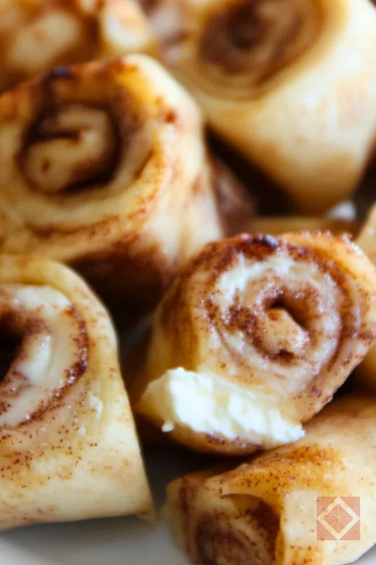 Crispy & Creamy Keto Cinnamon Roll Ups Recipe 5 Crispy & Creamy Keto Cinnamon Roll Ups Recipe - Cinnamon Roll Ups pin 3 midia