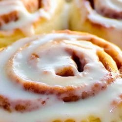 Warm & Gooey Keto Cinnamon Rolls Without the Guilt 5 Warm & Gooey Keto Cinnamon Rolls Without the Guilt - Cinnamon Rolls midia